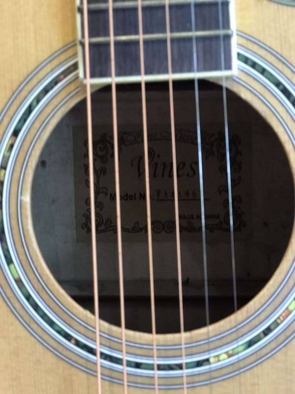 Đàn Guitar Acoustic Vines VA4146N 